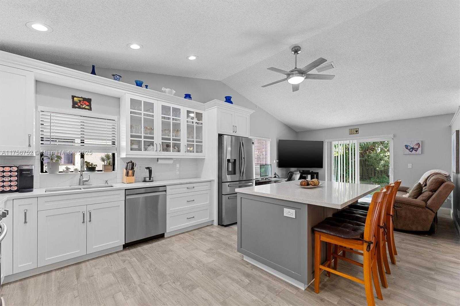 Small Image of 8020 NORTH WEST 51ST CT, Lauderhill Number 8