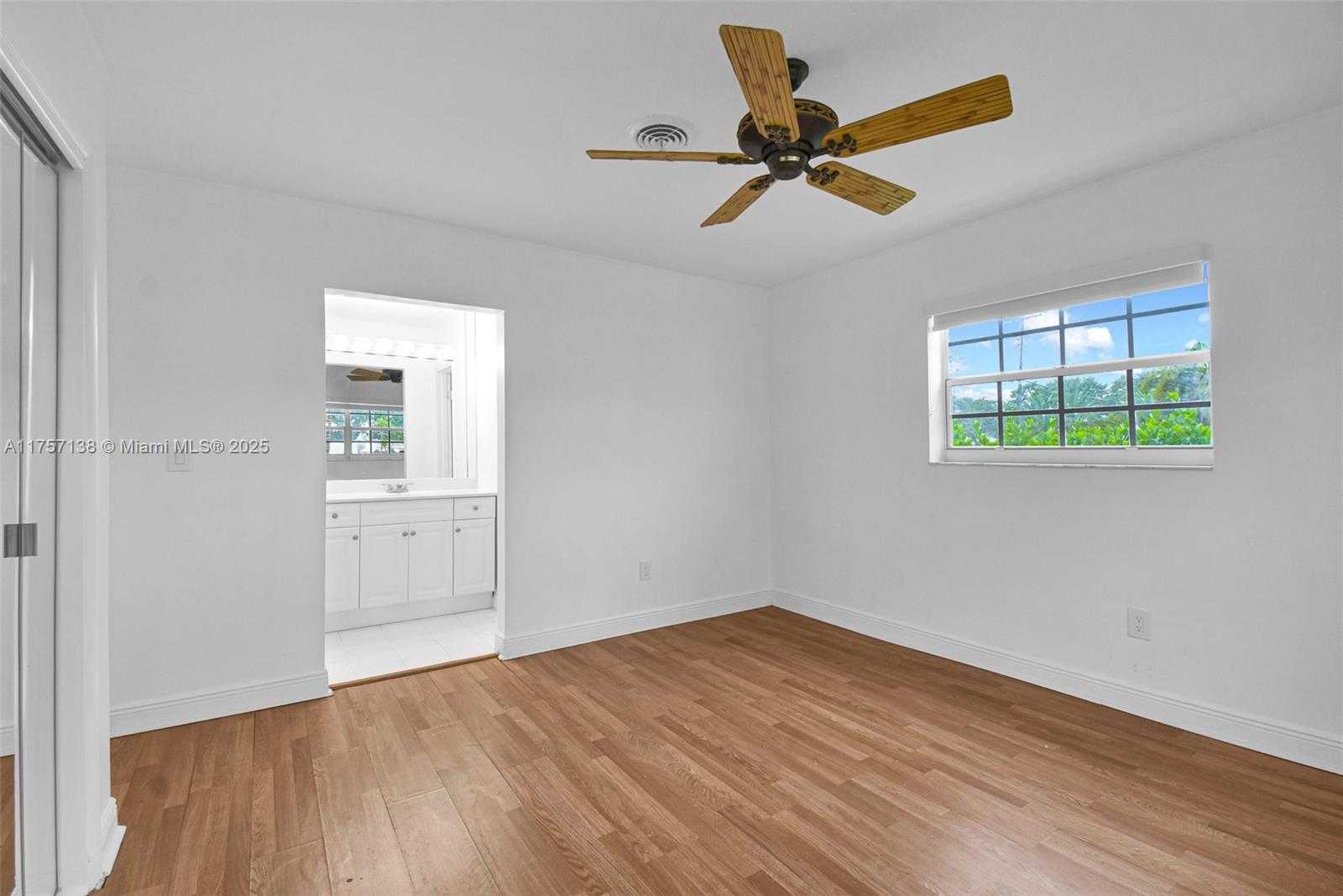 Small Image of 8790 SOUTH WEST 84TH ST, Miami Number 25