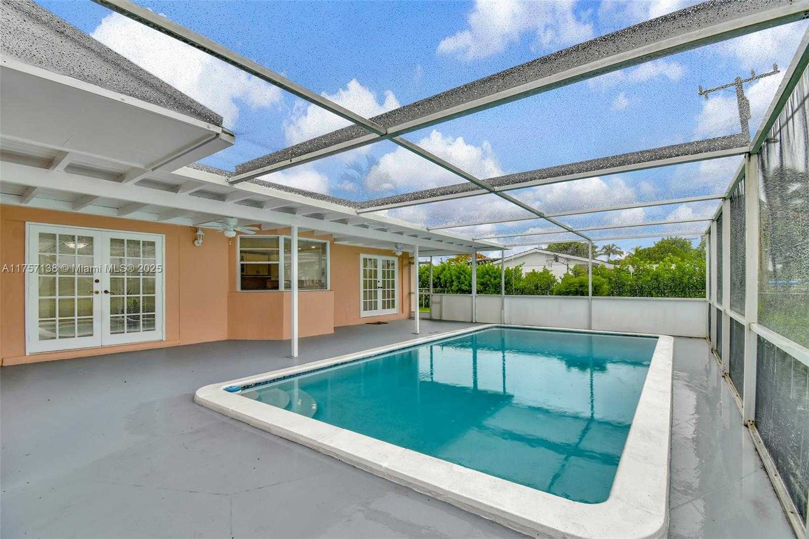 Small Image of 8790 SOUTH WEST 84TH ST, Miami Number 37