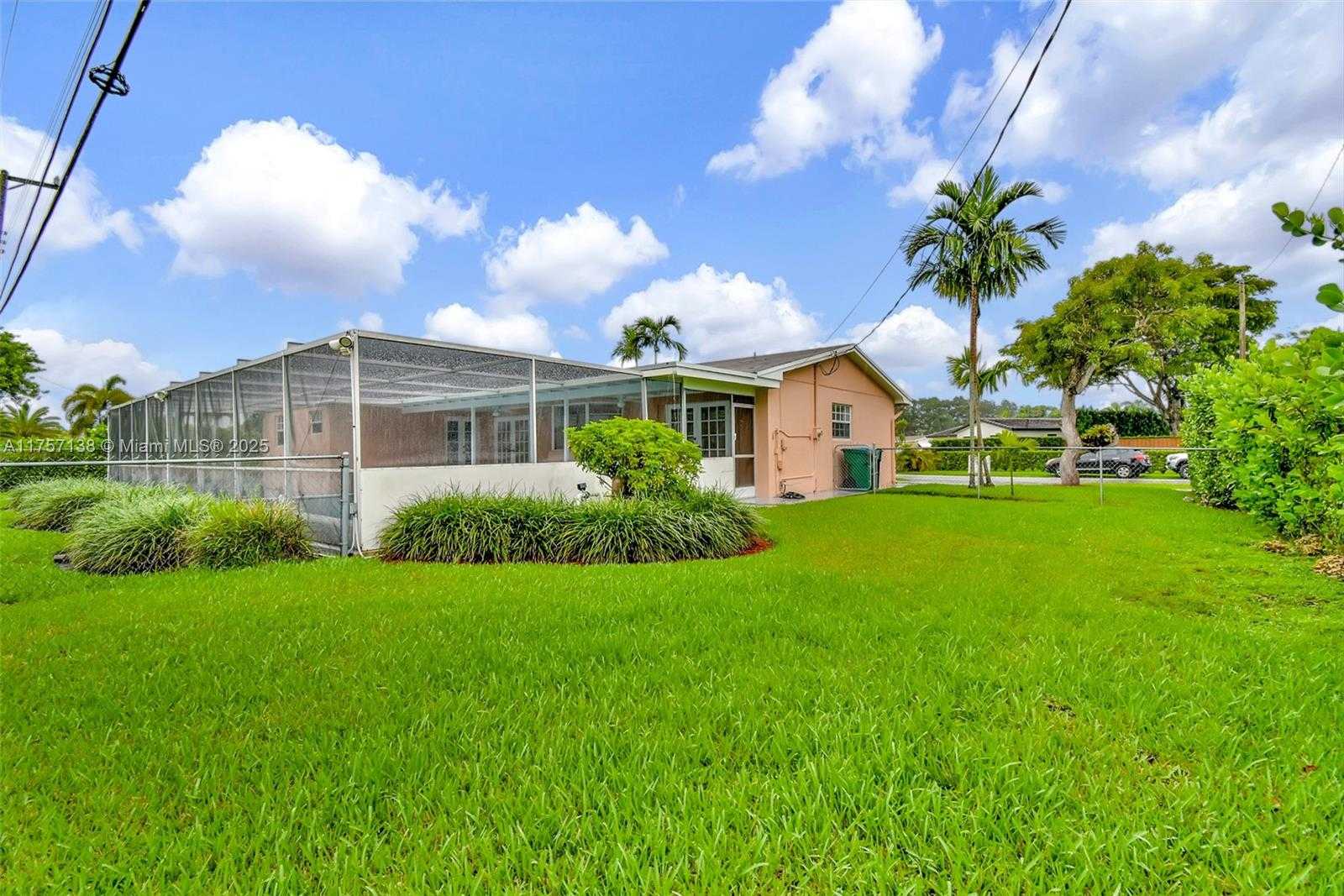 Small Image of 8790 SOUTH WEST 84TH ST, Miami Number 39
