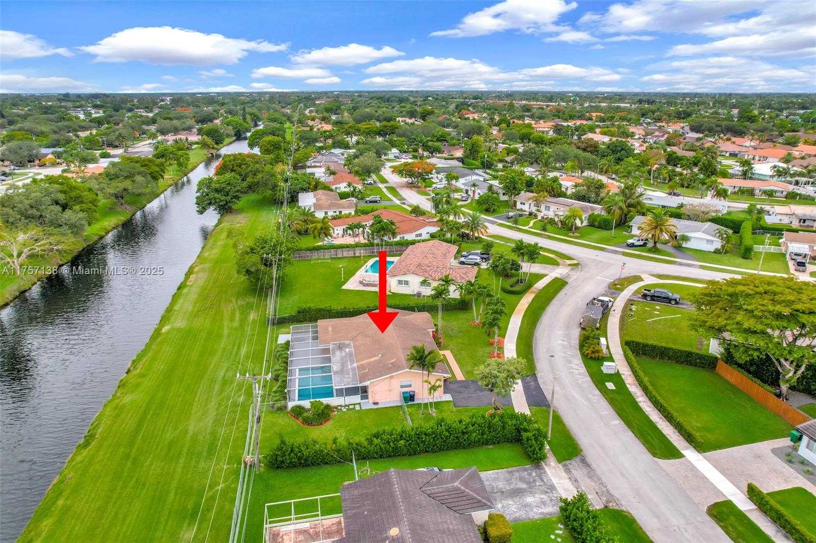 Small Image of 8790 SOUTH WEST 84TH ST, Miami Number 4