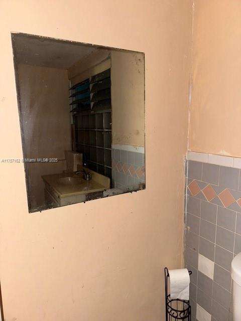 Small Image of 315 NORTH WEST 127TH ST, North Miami Number 20