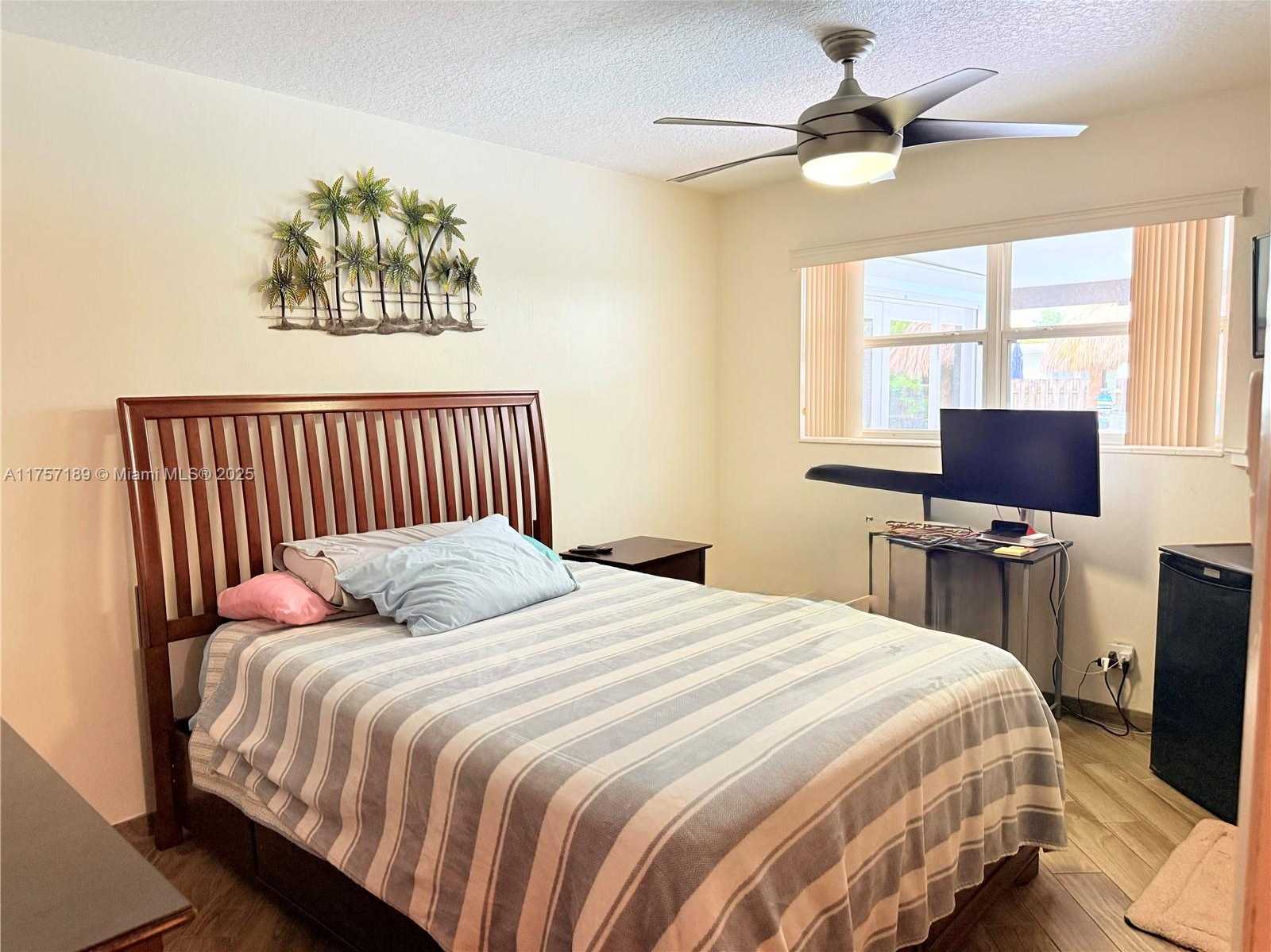 Small Image of 5369 BALSAM TER, Plantation Number 30