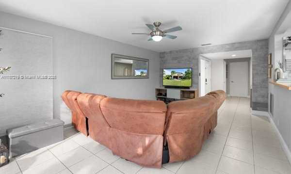 Small Image of 8813 CLEARY BLVD, Plantation Number 14