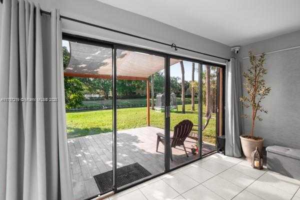 Small Image of 8813 CLEARY BLVD, Plantation Number 15