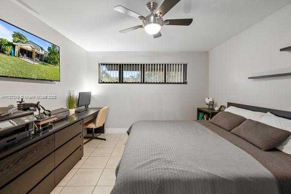 Small Image of 8813 CLEARY BLVD, Plantation Number 23