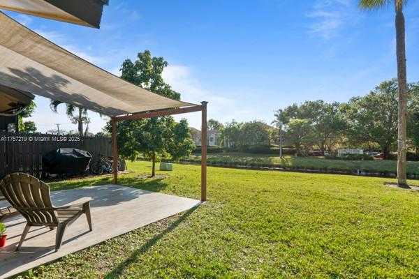 Small Image of 8813 CLEARY BLVD, Plantation Number 7