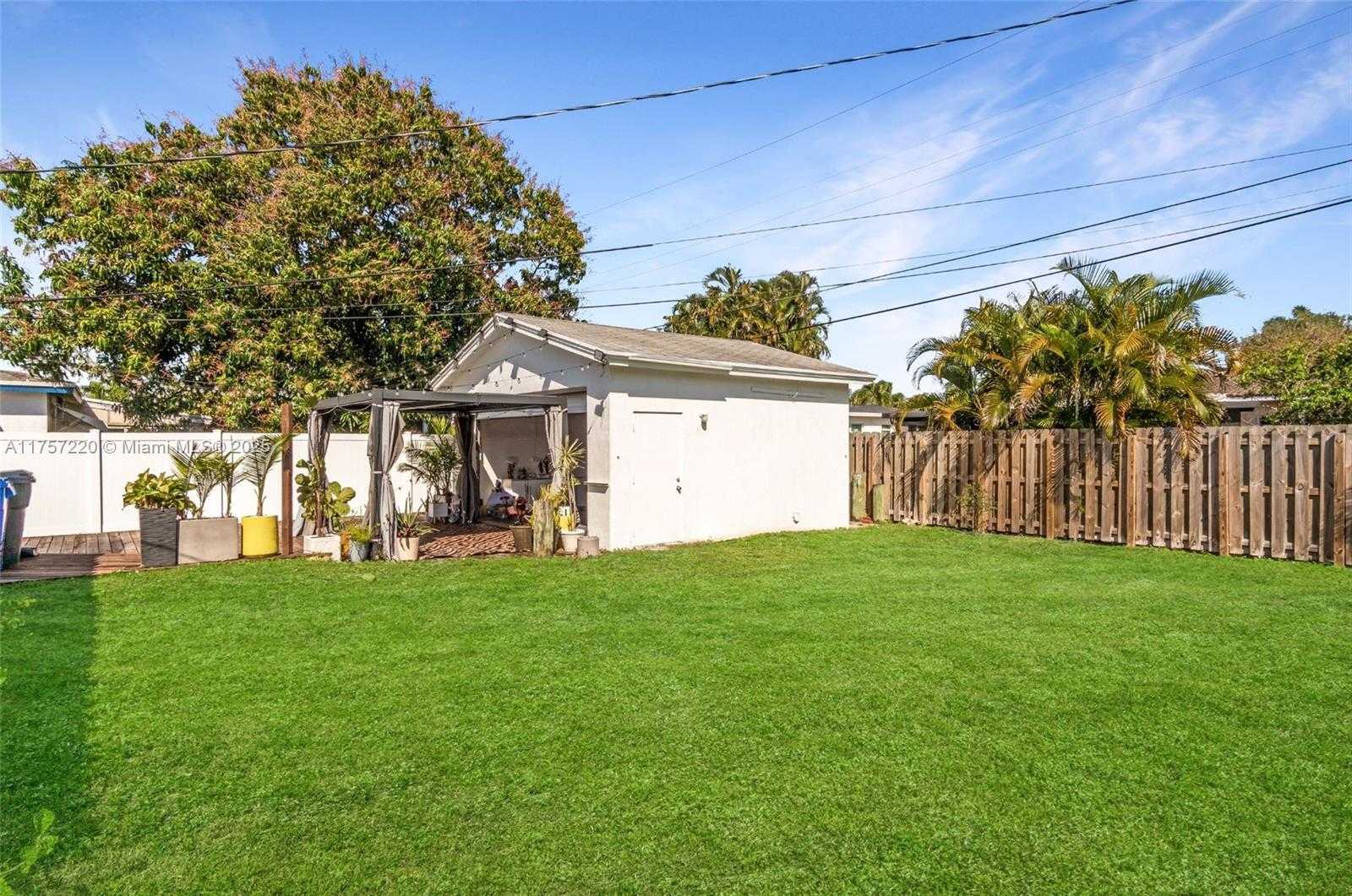 Small Image of 4730 NORTH EAST 3RD AVE, Oakland Park Number 32