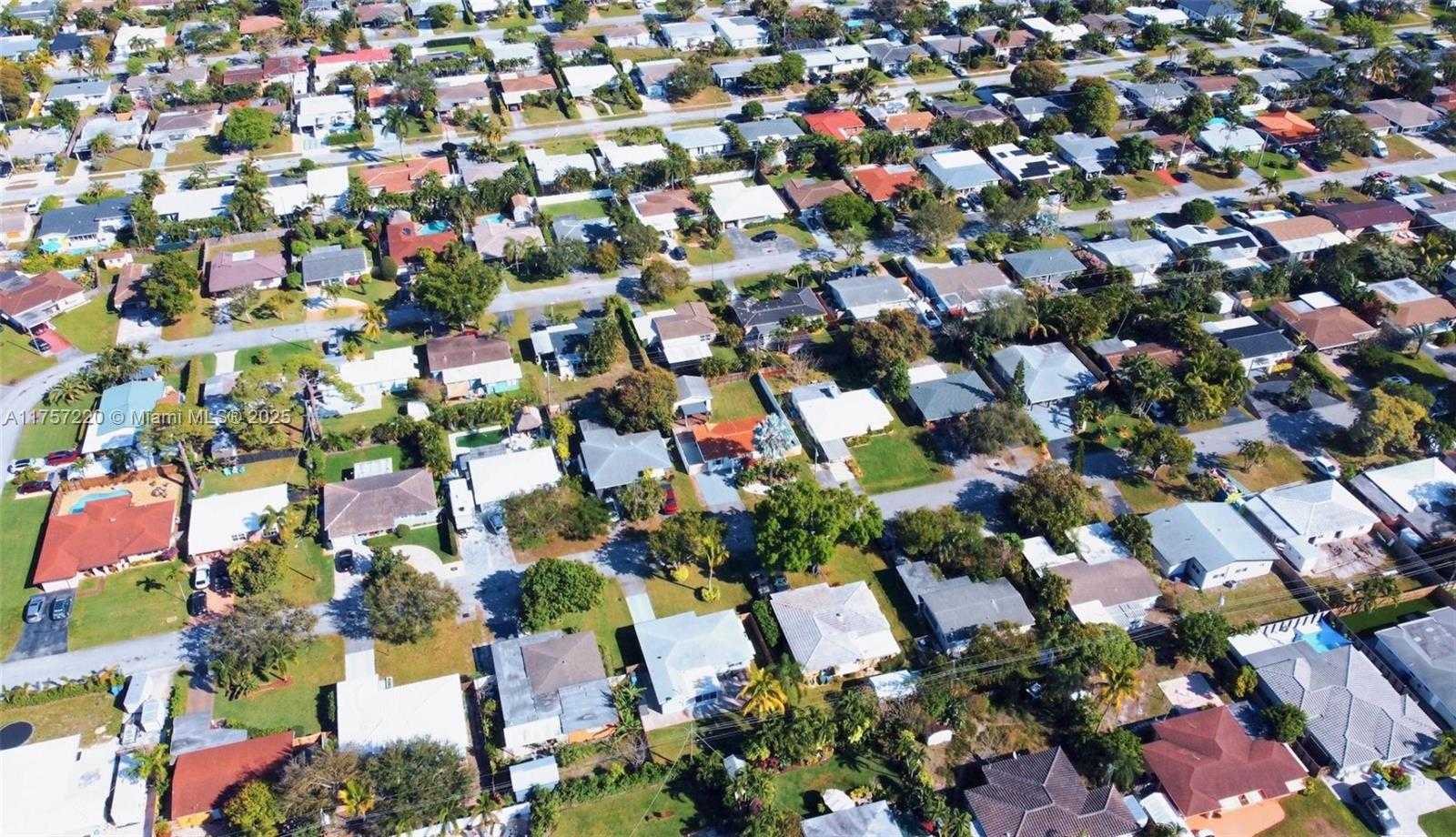 Small Image of 4730 NORTH EAST 3RD AVE, Oakland Park Number 35
