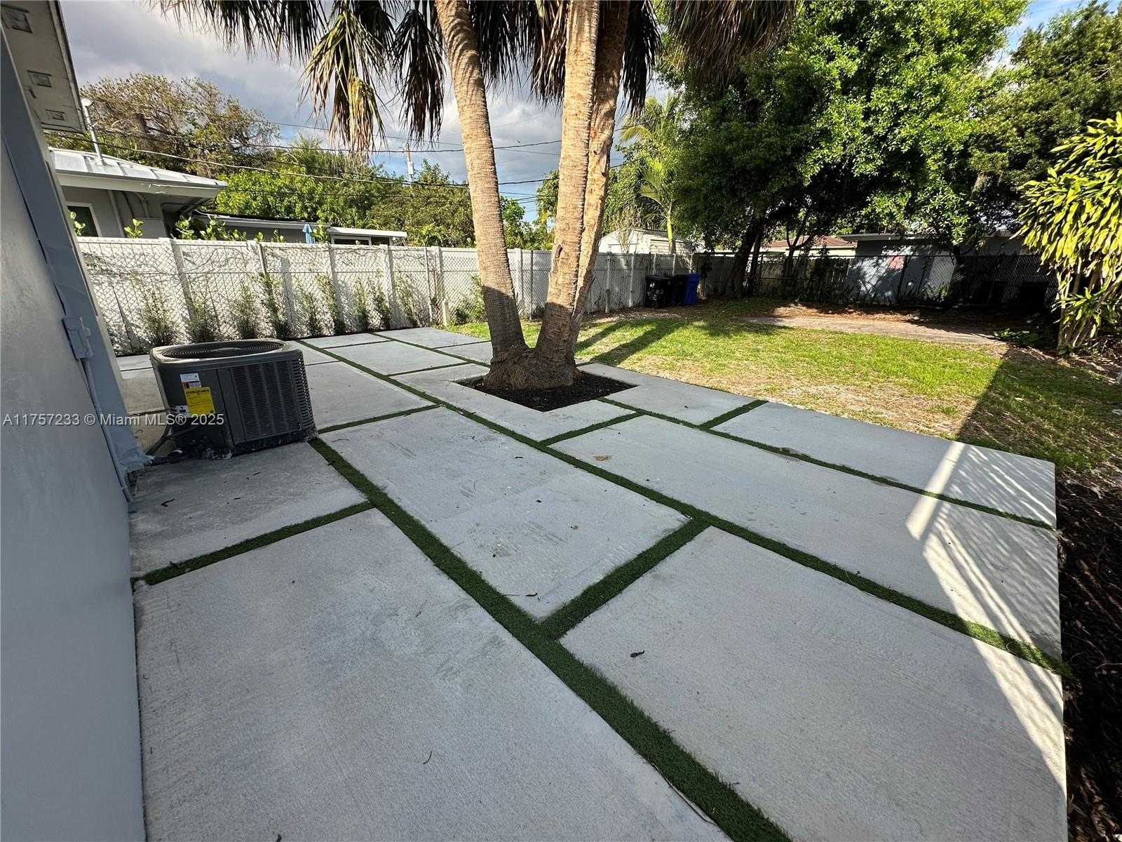 Small Image of 1300 NORTH WEST 7TH TER, Fort Lauderdale Number 15