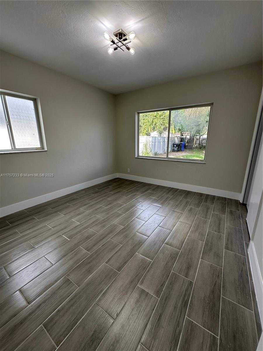 Small Image of 1300 NORTH WEST 7TH TER, Fort Lauderdale Number 6