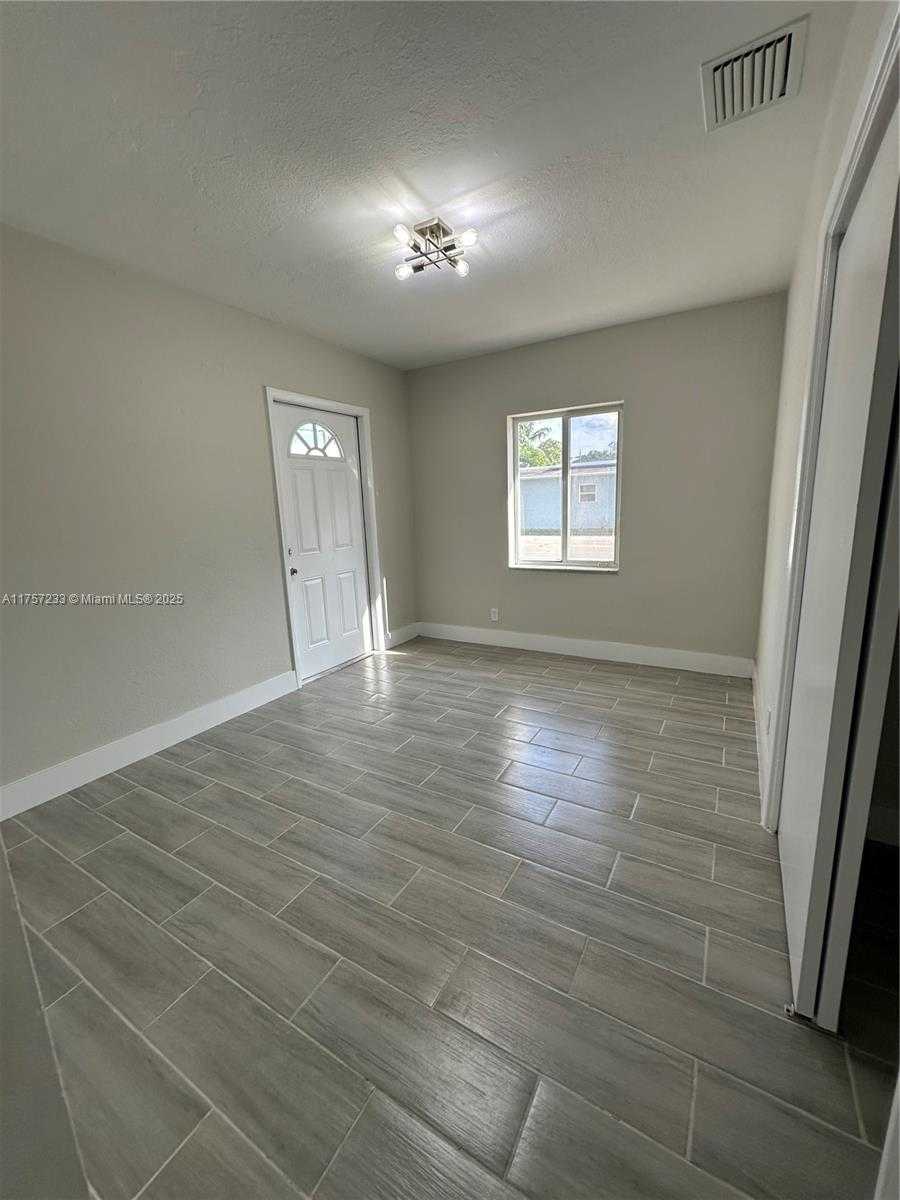 Small Image of 1300 NORTH WEST 7TH TER, Fort Lauderdale Number 8