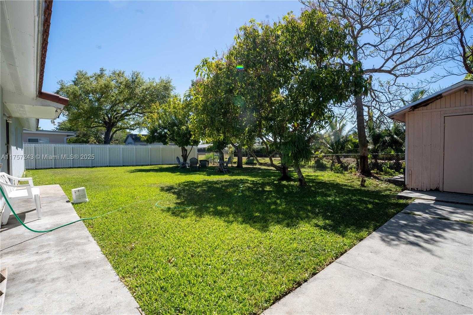 Small Image of 17924 SOUTH WEST 89TH PL, Palmetto Bay Number 22