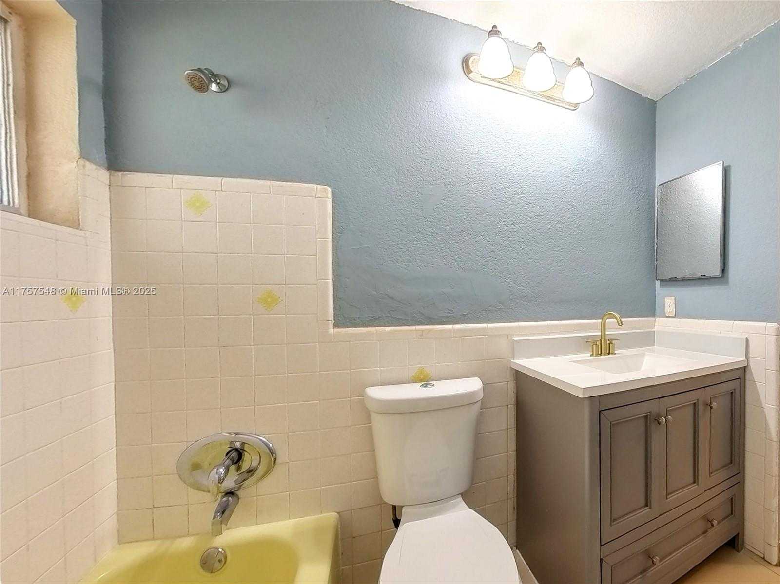 Small Image of 4938 NORTH WEST 48TH AVE, Tamarac Number 19
