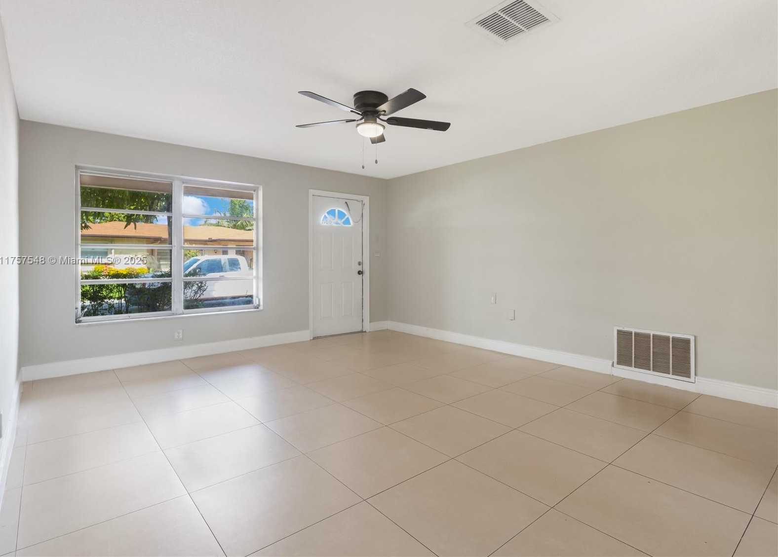 Small Image of 4938 NORTH WEST 48TH AVE, Tamarac Number 24