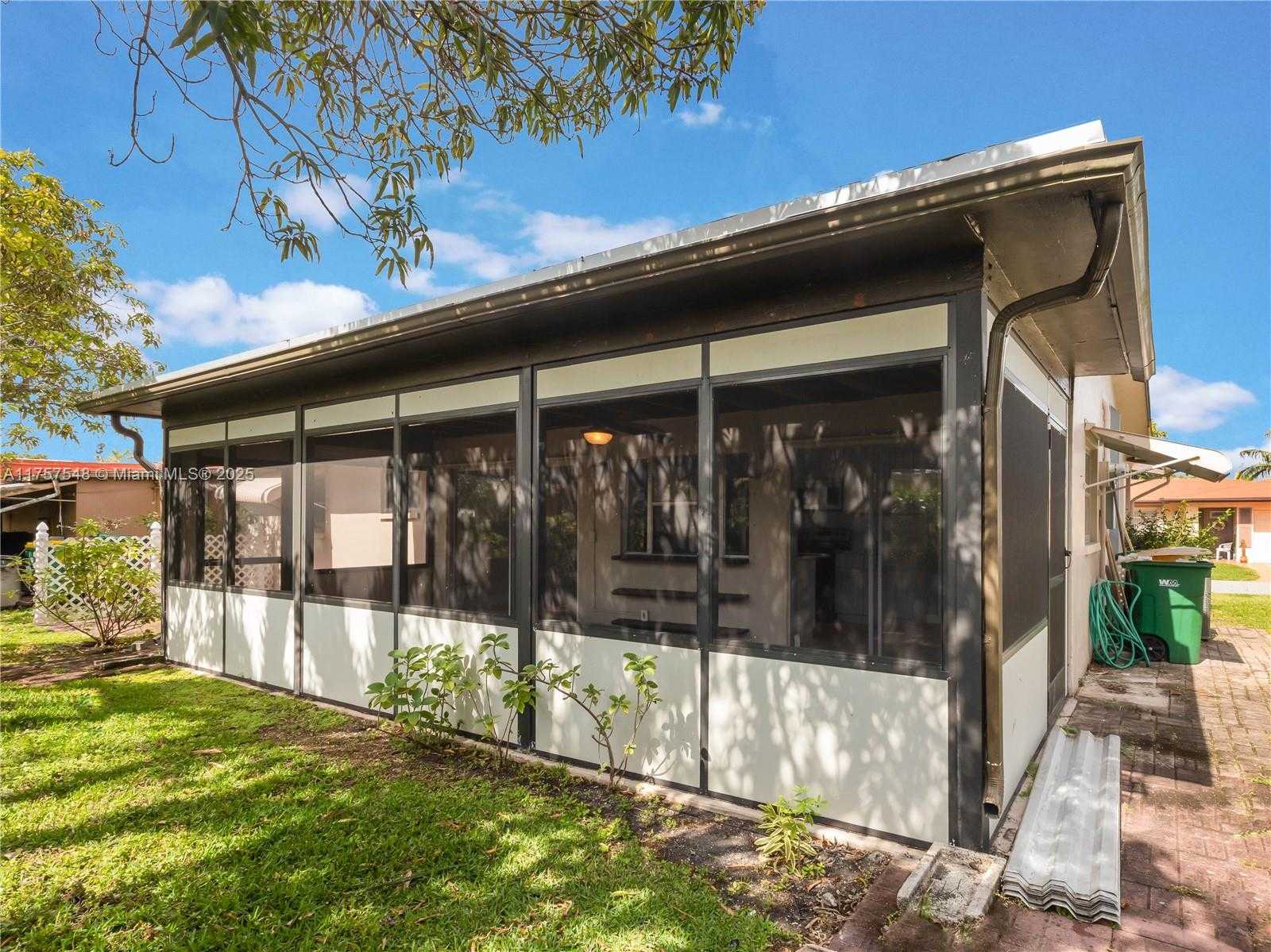 Small Image of 4938 NORTH WEST 48TH AVE, Tamarac Number 42