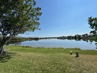 Small Image of 959 FALLING WATER RD, Weston Number 4