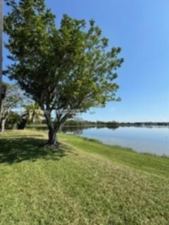 Small Image of 959 FALLING WATER RD, Weston Number 5