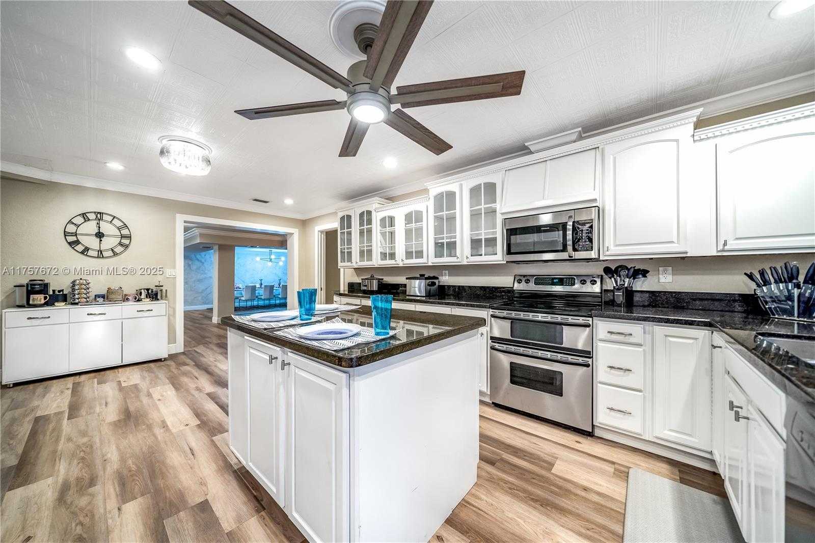 Small Image of 1652 NORTH EAST 39TH ST, Oakland Park Number 29
