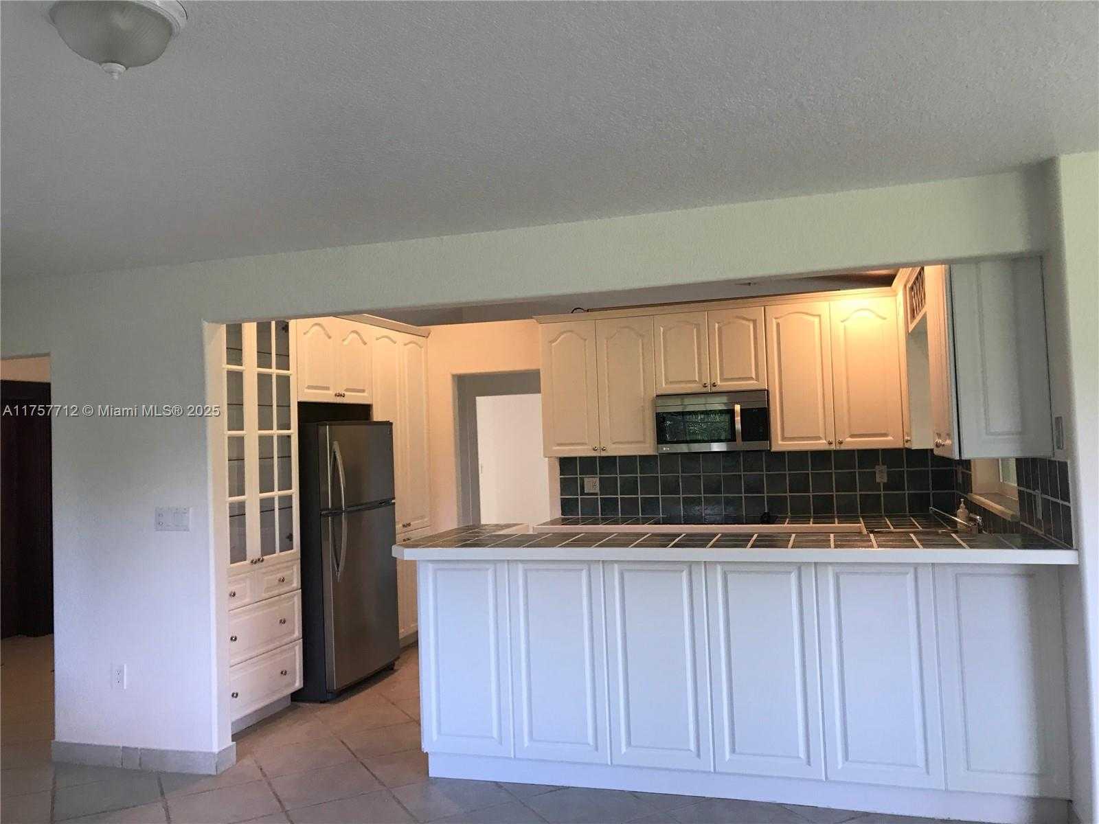 Small Image of 22171 SOUTH WEST 274TH ST, Homestead Number 2