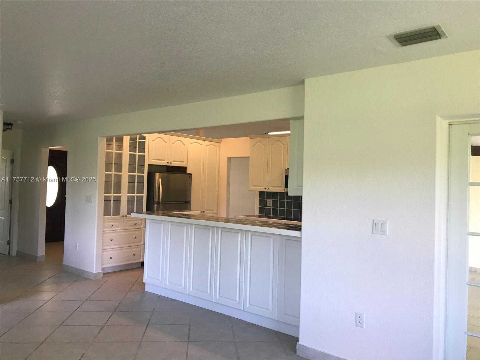 Small Image of 22171 SOUTH WEST 274TH ST, Homestead Number 5