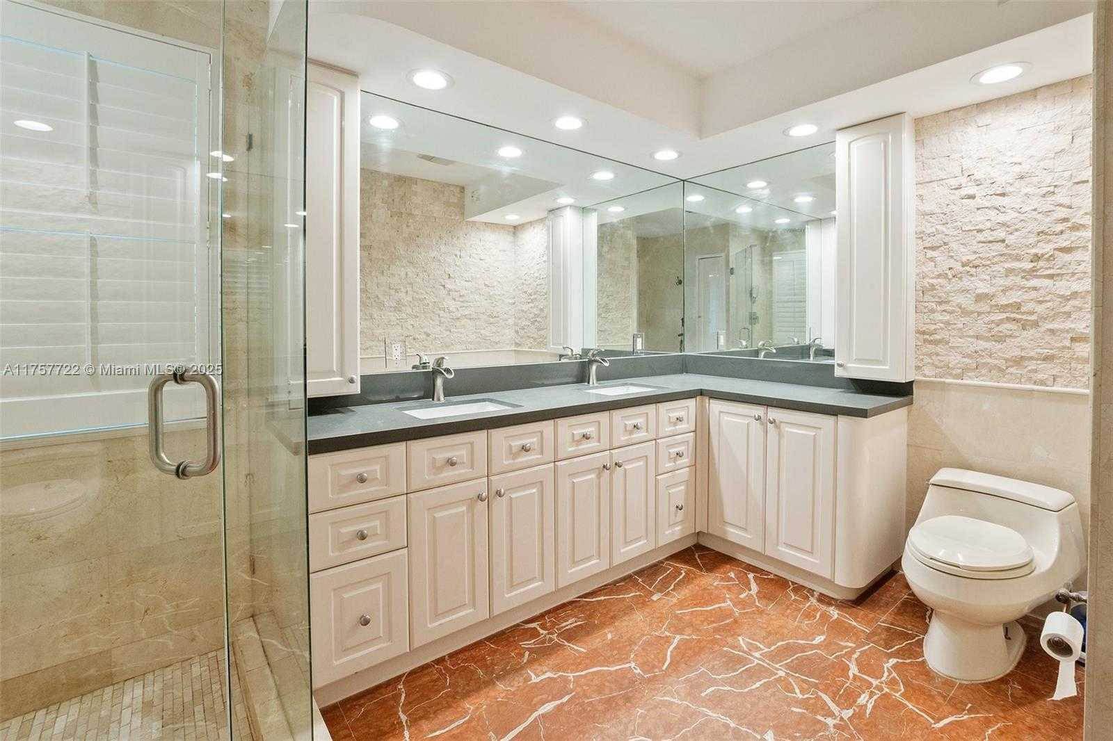 Small Image of 2725 NORTH EAST 21ST AVE, Fort Lauderdale Number 15