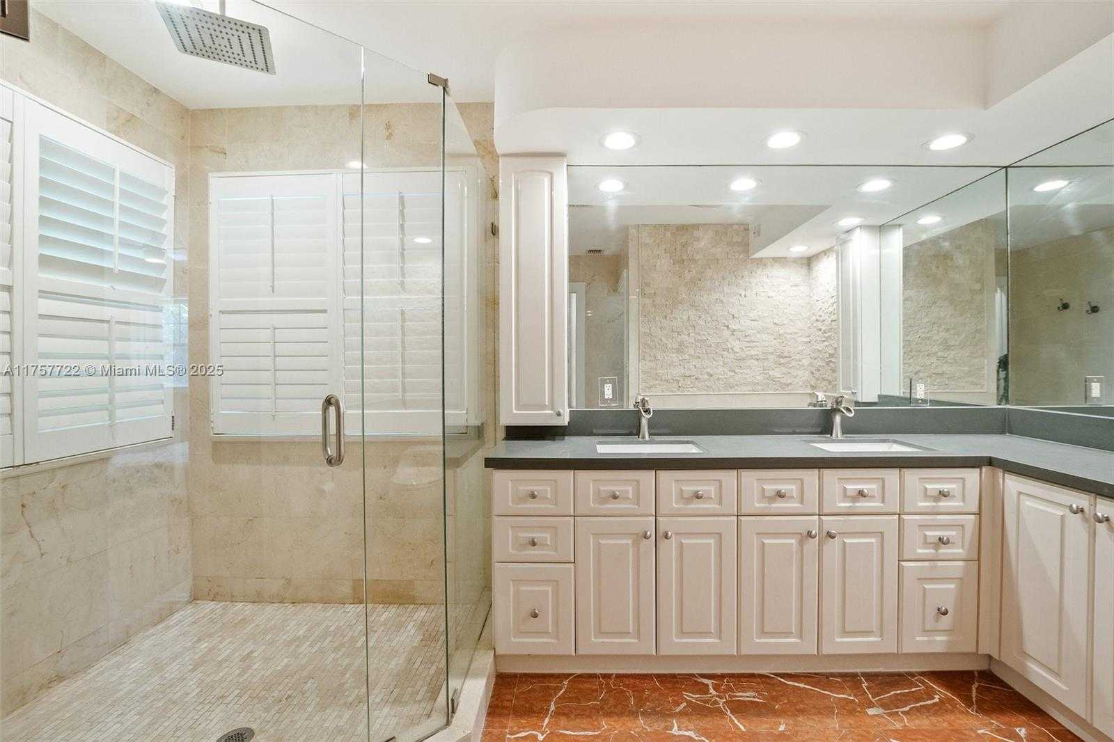 Small Image of 2725 NORTH EAST 21ST AVE, Fort Lauderdale Number 16