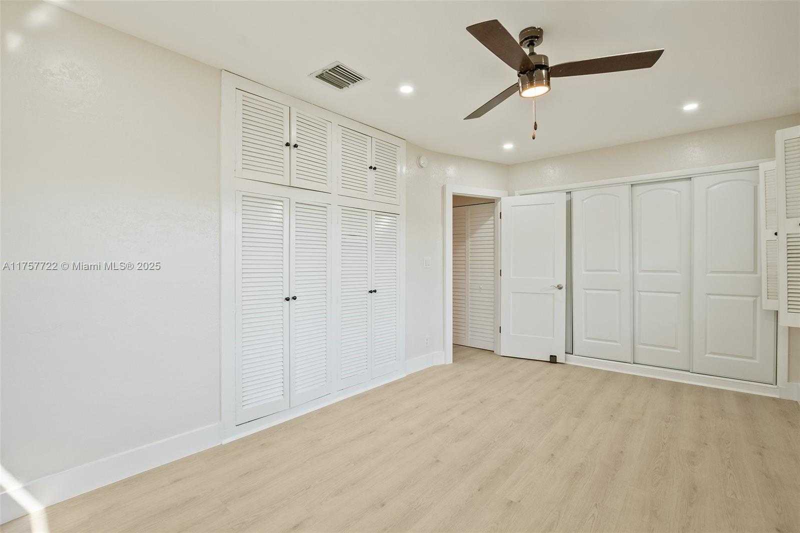 Small Image of 2725 NORTH EAST 21ST AVE, Fort Lauderdale Number 18
