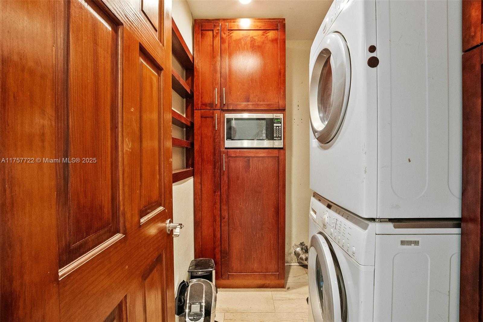 Small Image of 2725 NORTH EAST 21ST AVE, Fort Lauderdale Number 21