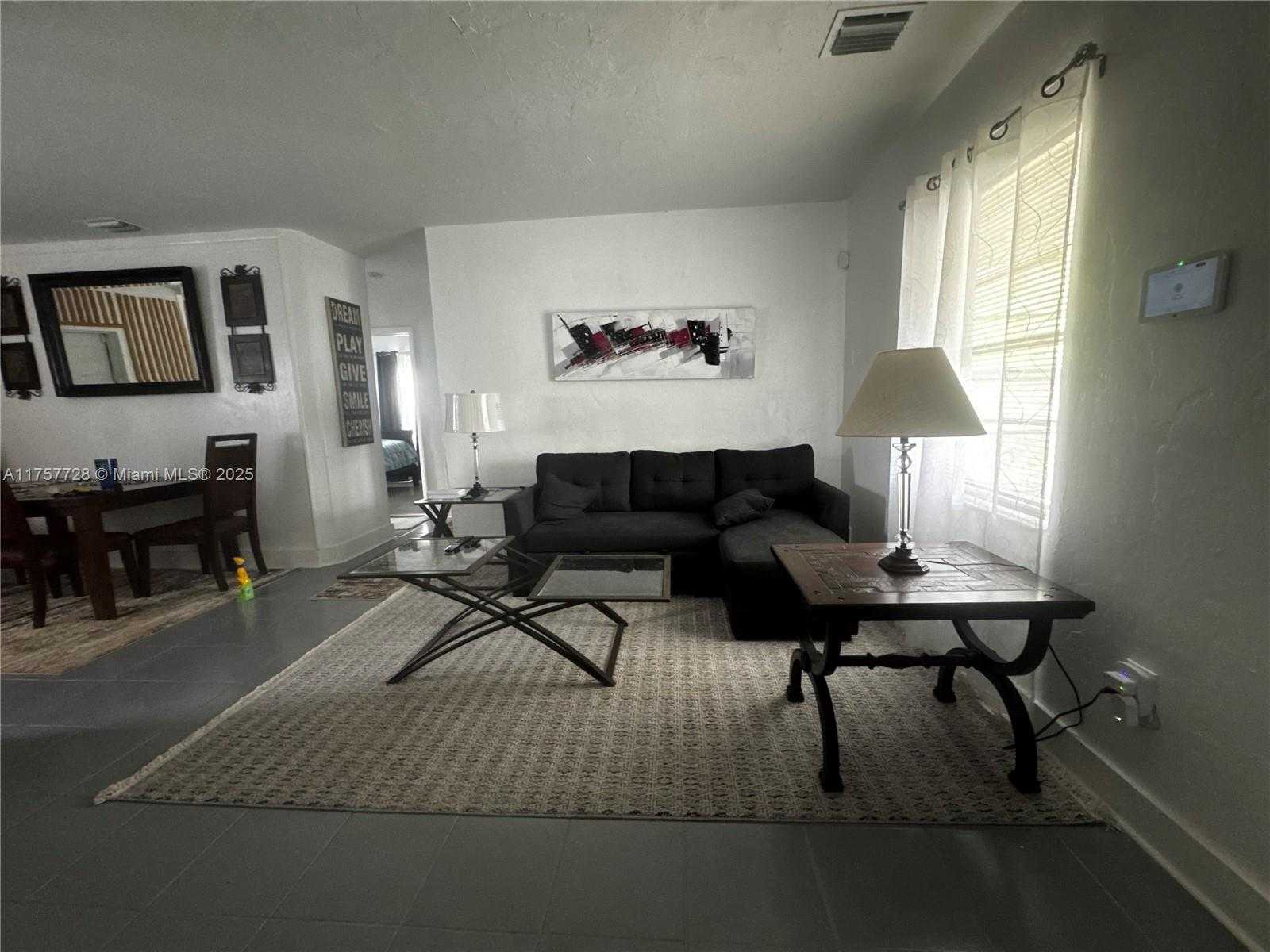Small Image of 1283 NORTH WEST 45TH ST, Miami Number 12