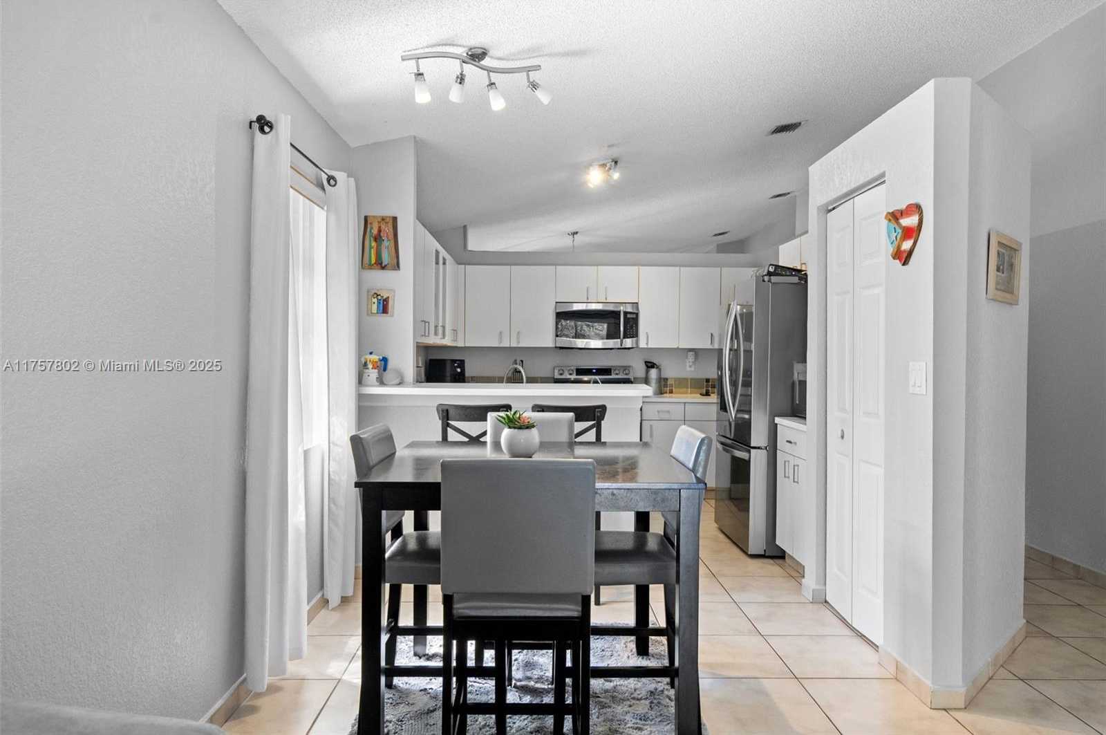 Small Image of 251 SOUTH WEST 203RD AVE, Pembroke Pines Number 26