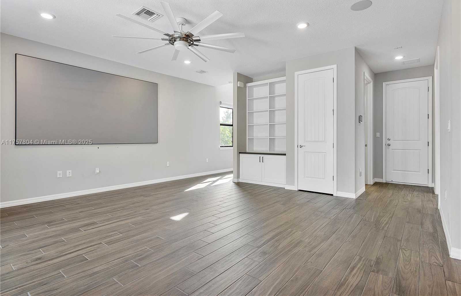 Small Image of 4510 PINEHURST TRL W, Oakland Park Number 11