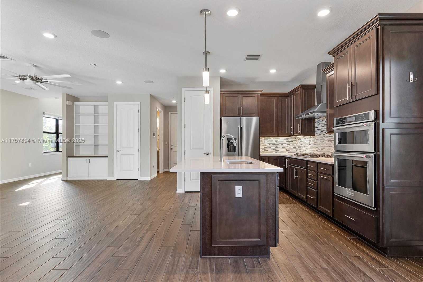 Small Image of 4510 PINEHURST TRL W, Oakland Park Number 17
