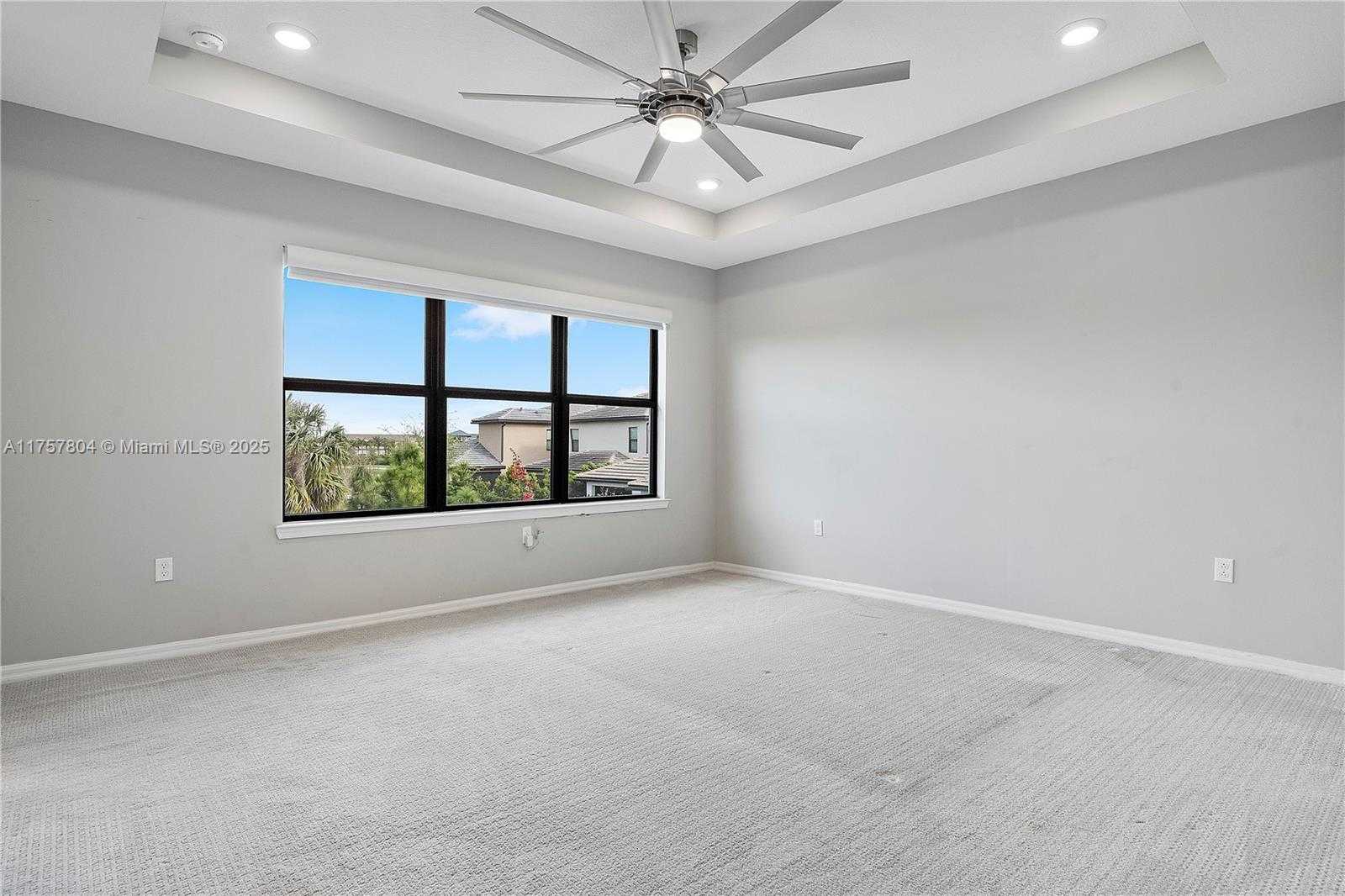 Small Image of 4510 PINEHURST TRL W, Oakland Park Number 33