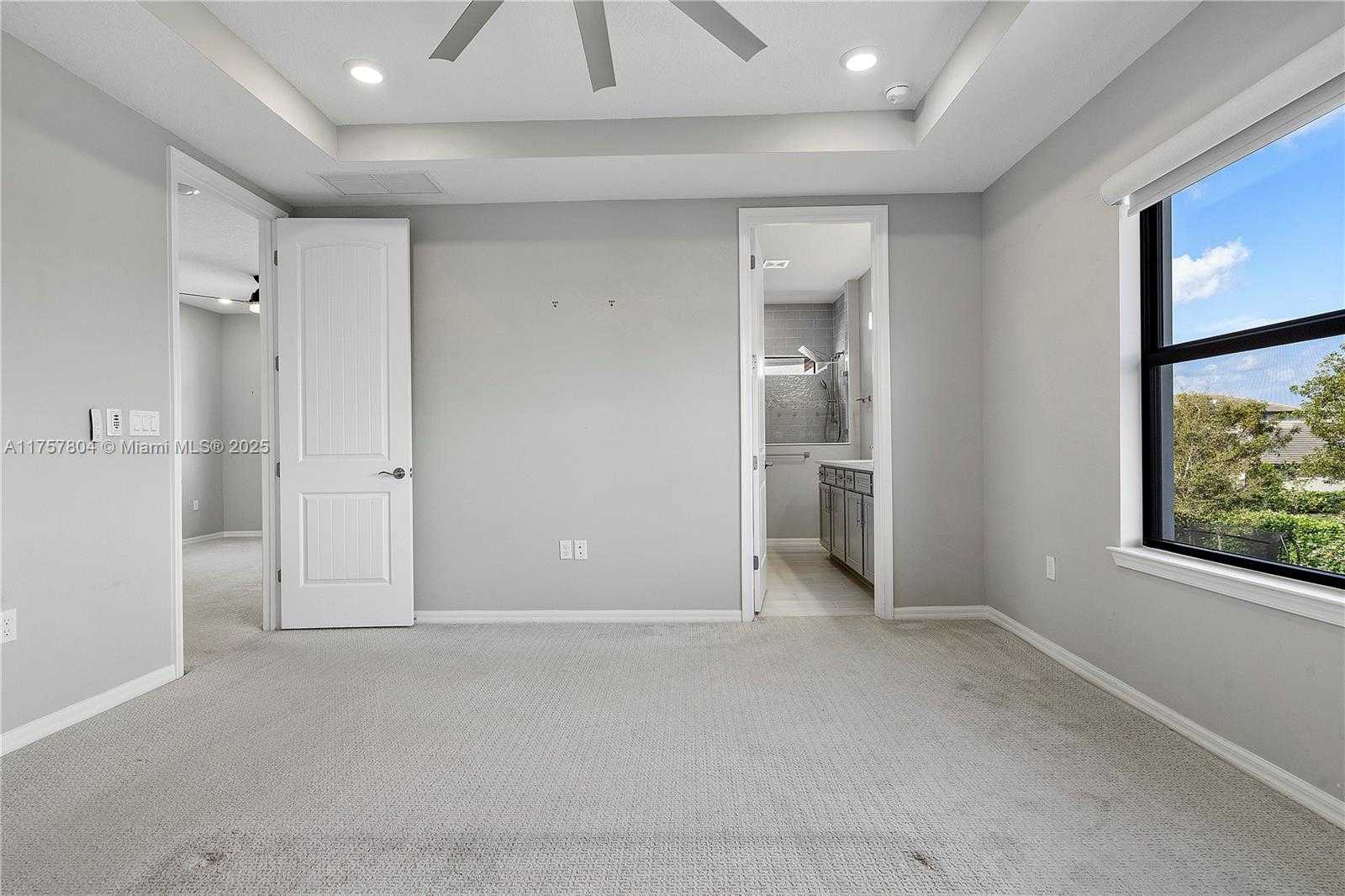 Small Image of 4510 PINEHURST TRL W, Oakland Park Number 38