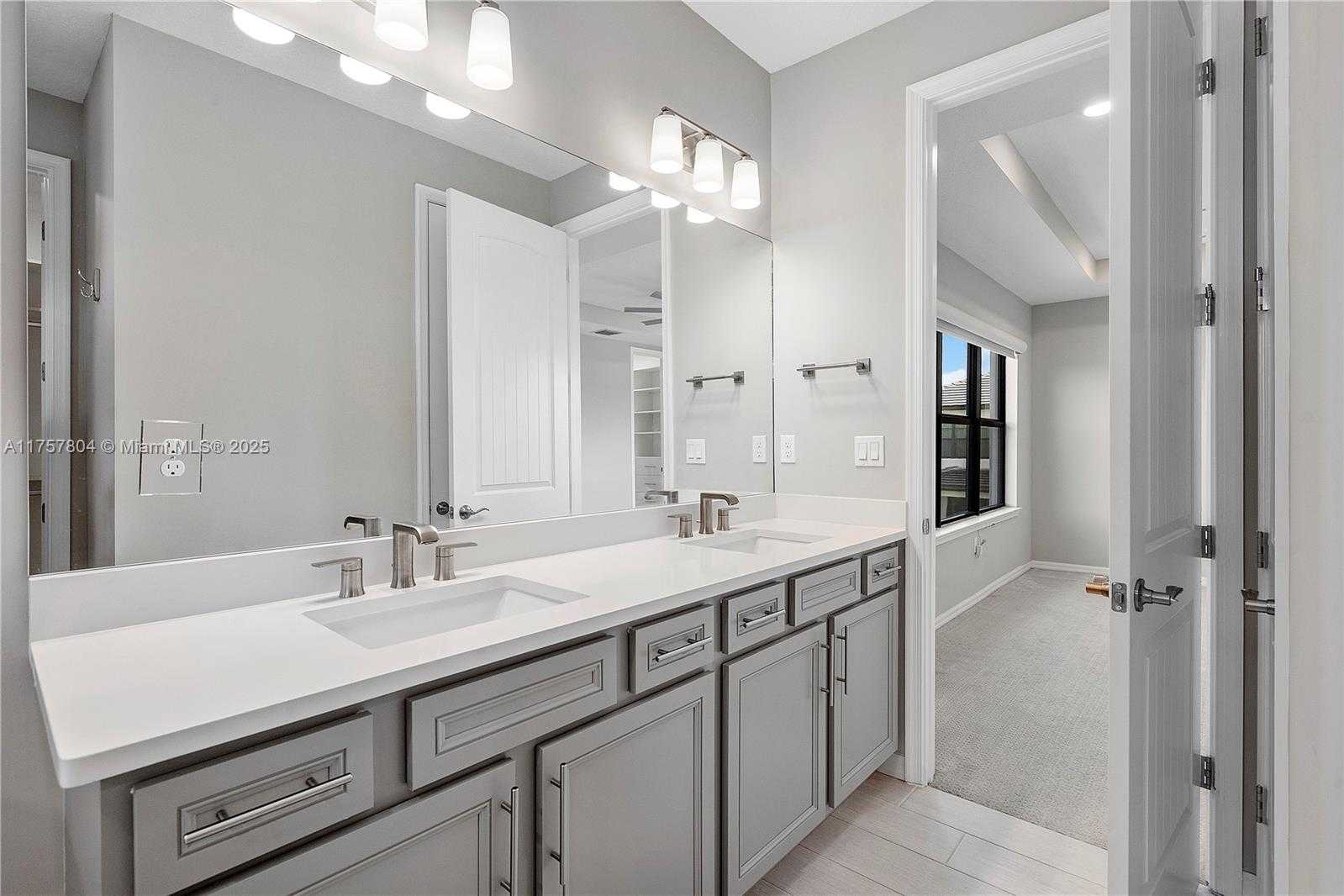 Small Image of 4510 PINEHURST TRL W, Oakland Park Number 43