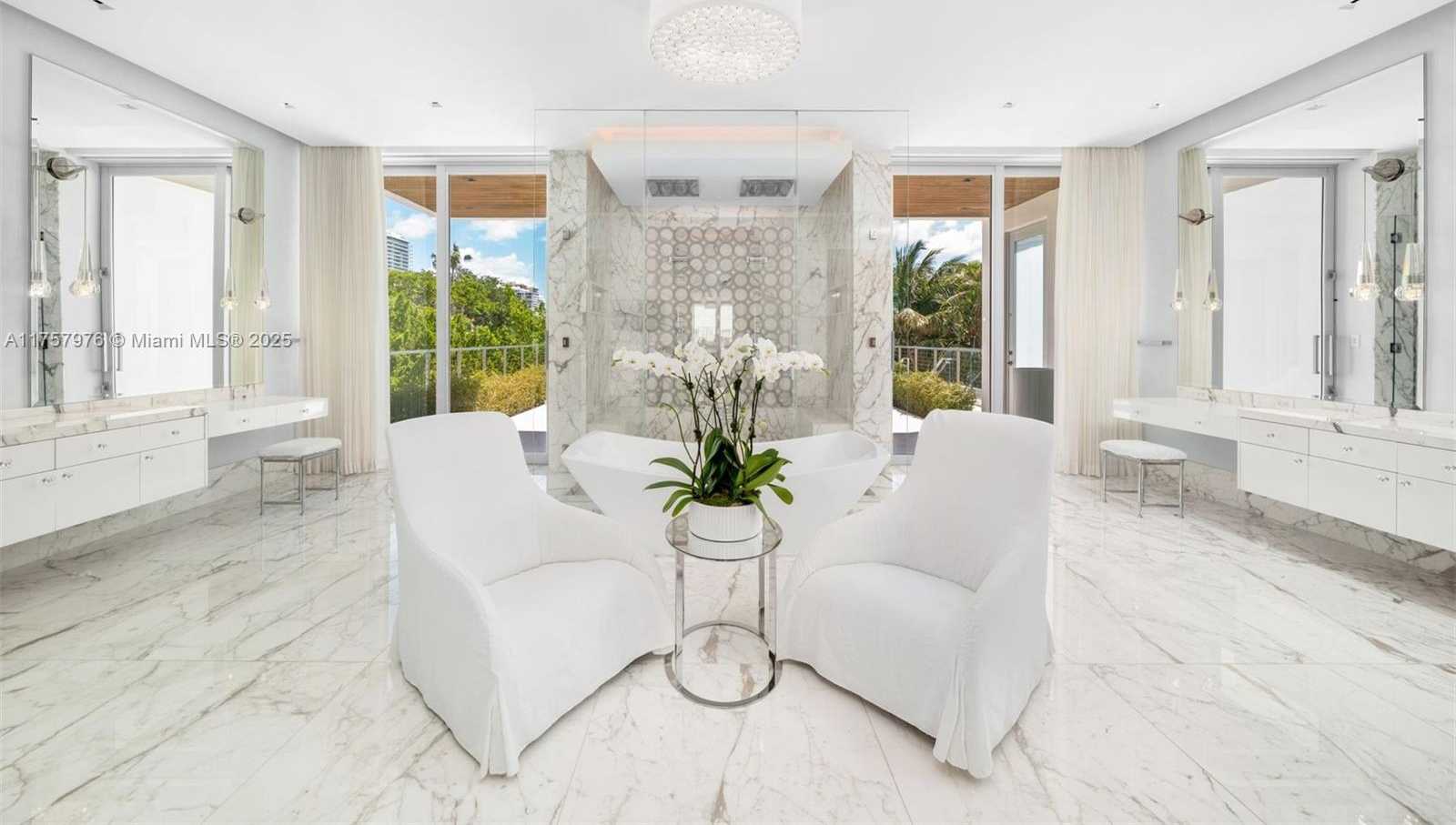 Small Image of 284 BAL BAY DR, Bal Harbour Number 16