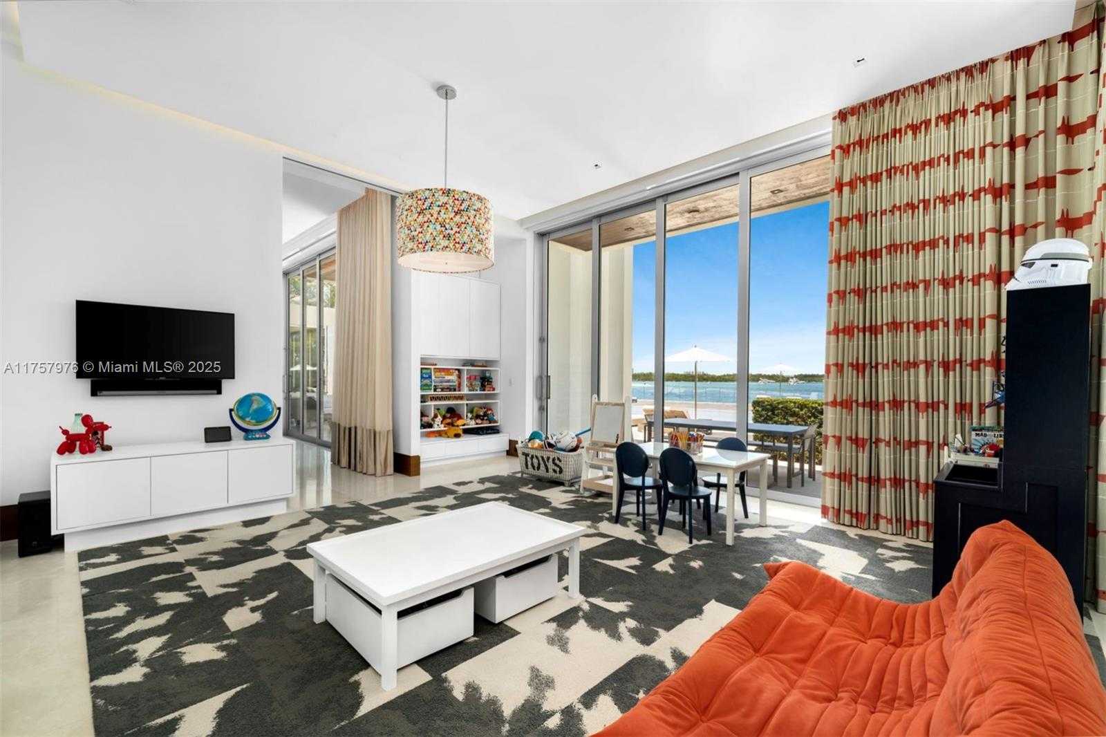 Small Image of 284 BAL BAY DR, Bal Harbour Number 30