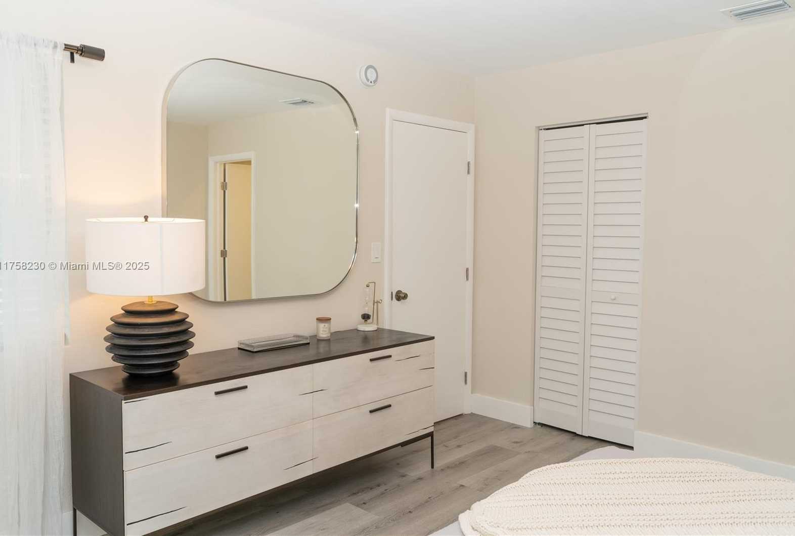 Small Image of 2612 RODMAN ST, Hollywood Number 13