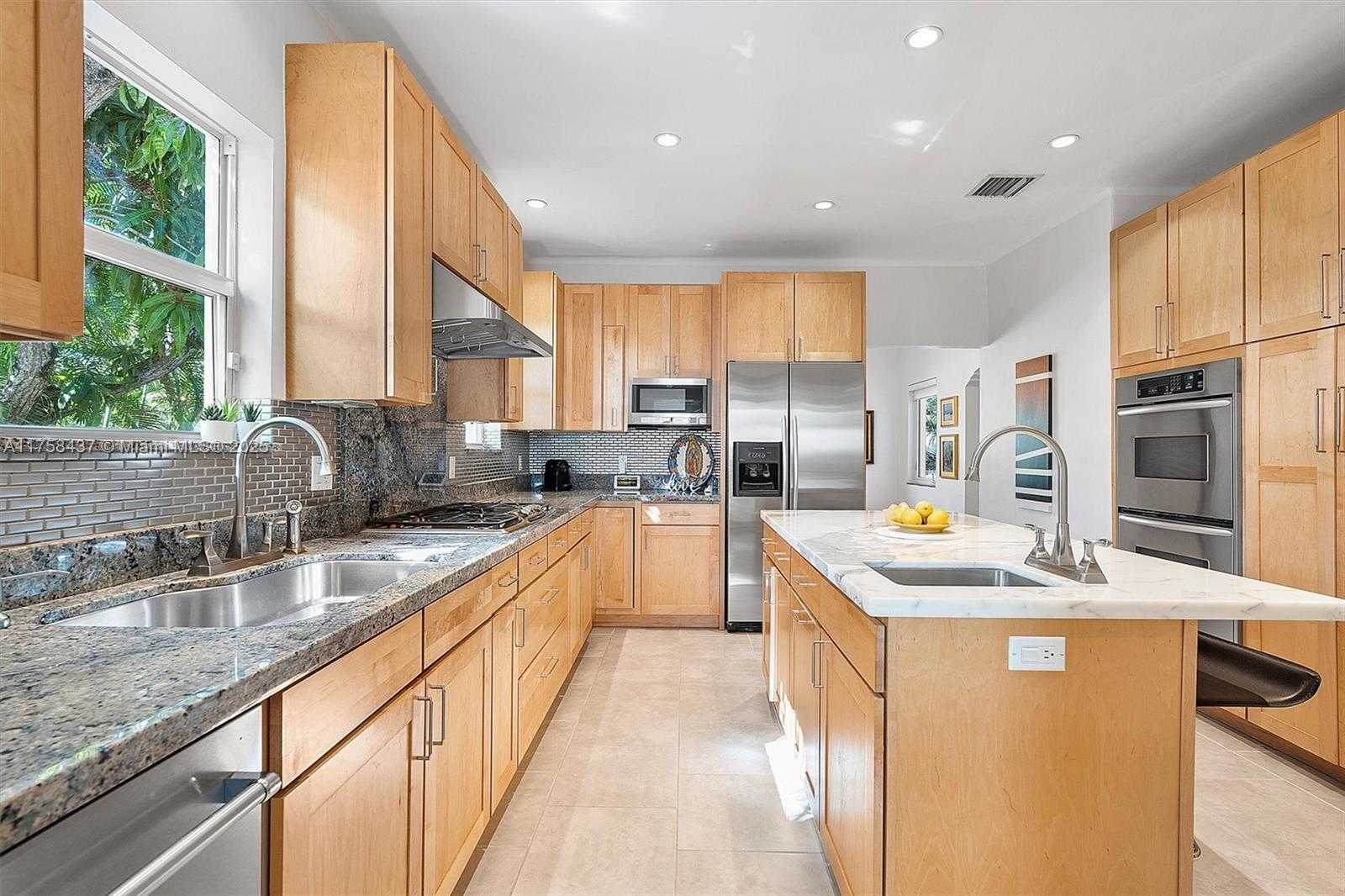 Small Image of 262 NORTH EAST 93RD ST, Miami Shores Number 10