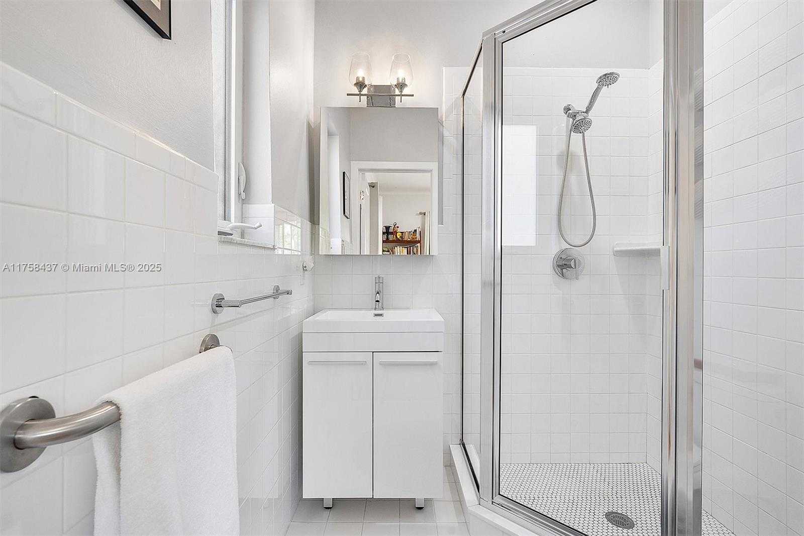Small Image of 262 NORTH EAST 93RD ST, Miami Shores Number 19