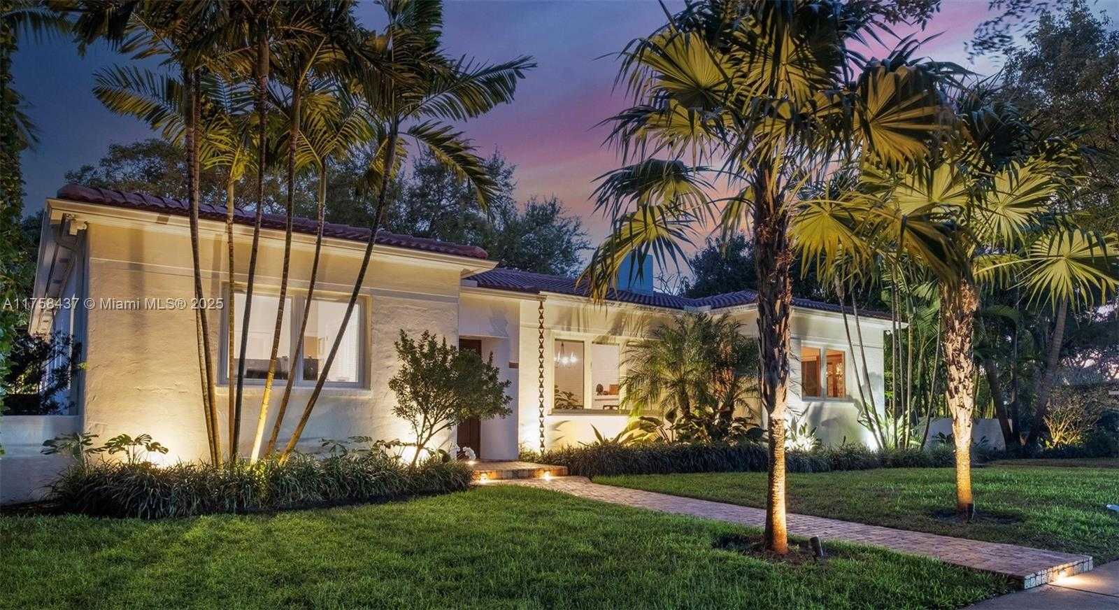 Small Image of 262 NORTH EAST 93RD ST, Miami Shores Number 2
