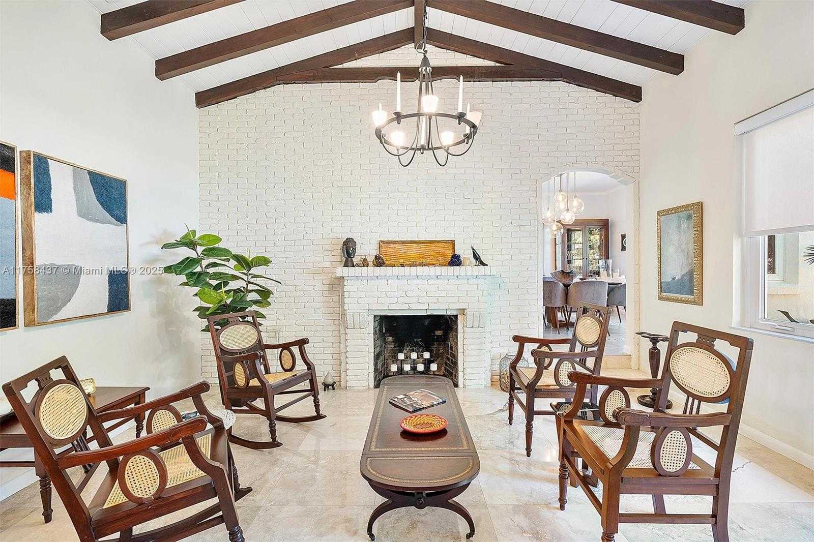 Small Image of 262 NORTH EAST 93RD ST, Miami Shores Number 7