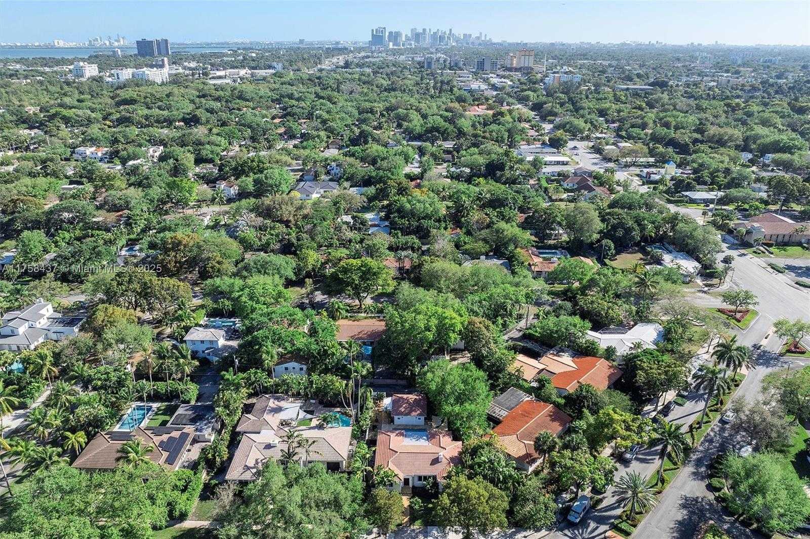Small Image of 262 NORTH EAST 93RD ST, Miami Shores Number 83