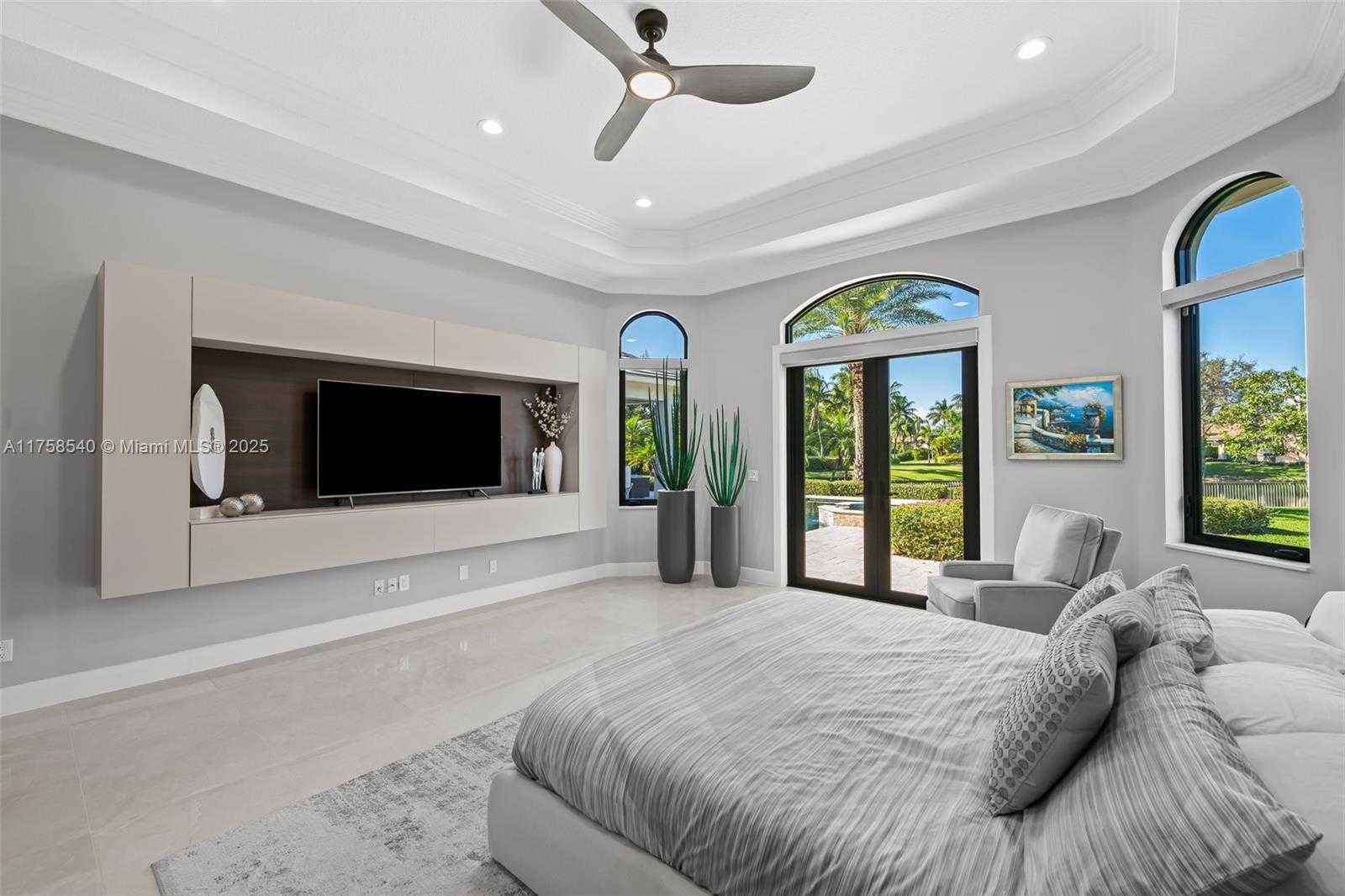 Small Image of 10847 Whitehawk St, Plantation, FL 33324, USA Number 27