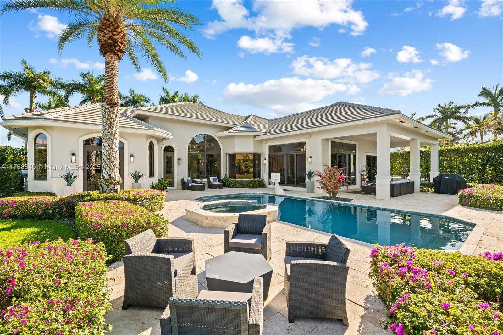 Small Image of 10847 Whitehawk St, Plantation, FL 33324, USA Number 55