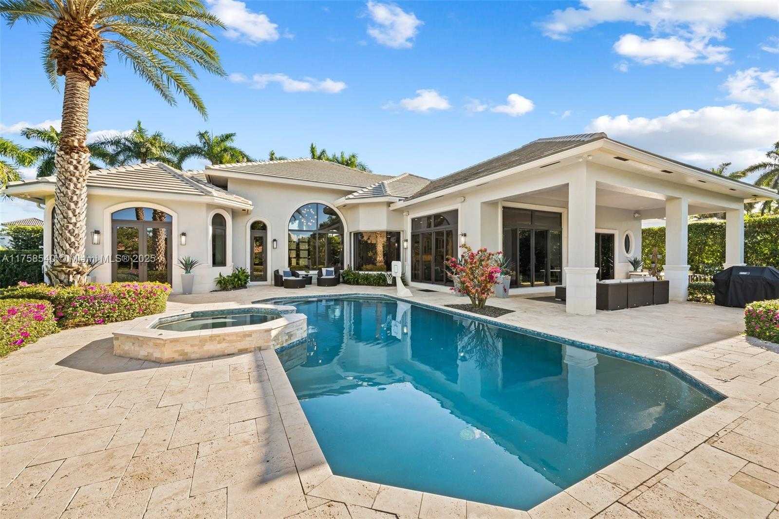 Small Image of 10847 Whitehawk St, Plantation, FL 33324, USA Number 57