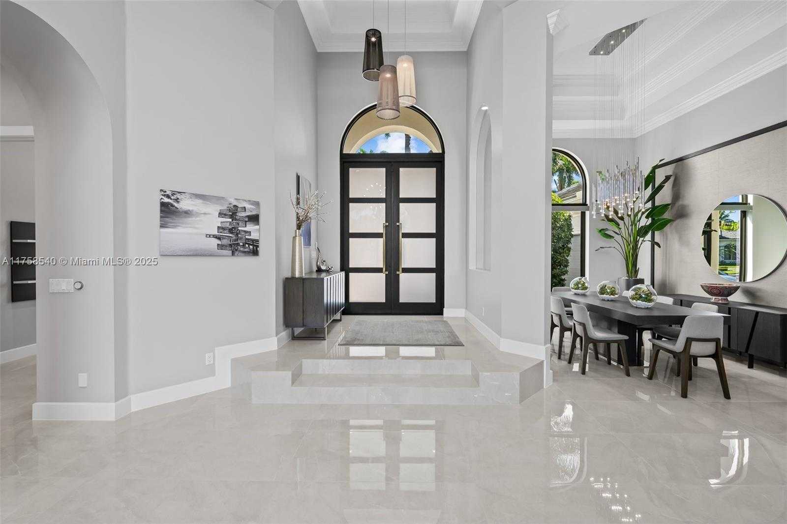 Small Image of 10847 Whitehawk St, Plantation, FL 33324, USA Number 9