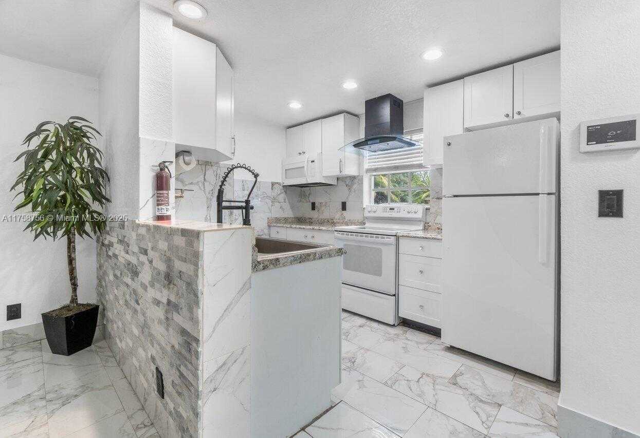 Small Image of 4337 SPRINGFIELD ST, Lake Worth Number 12