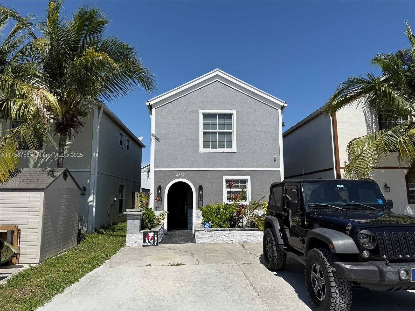 Small Image of 4337 SPRINGFIELD ST, Lake Worth Number 3